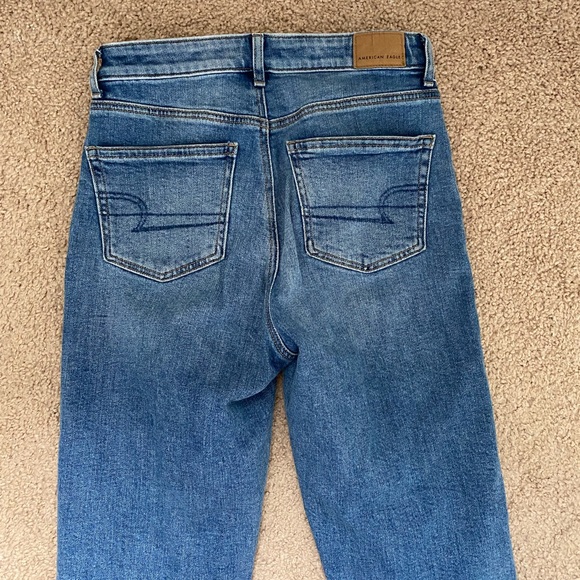 American Eagle Mom Jeans - Picture 3 of 6